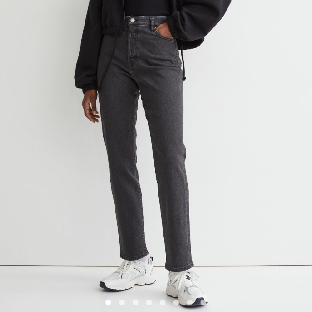 H&M high waist mom jeans black - Size 4